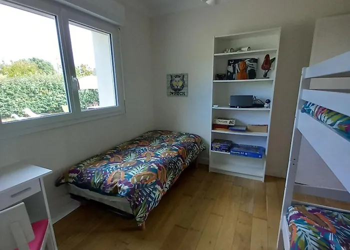 Maison Des Pins * 라튀르발